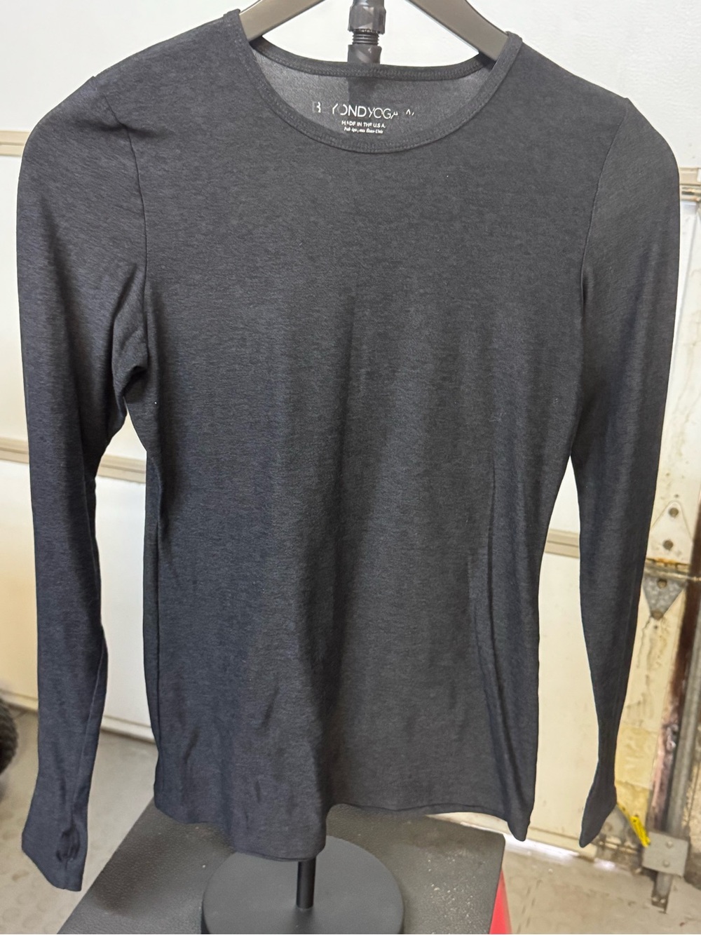 Beyond Yoga Long Sleeve Featherweight Shirt in Black spacedye